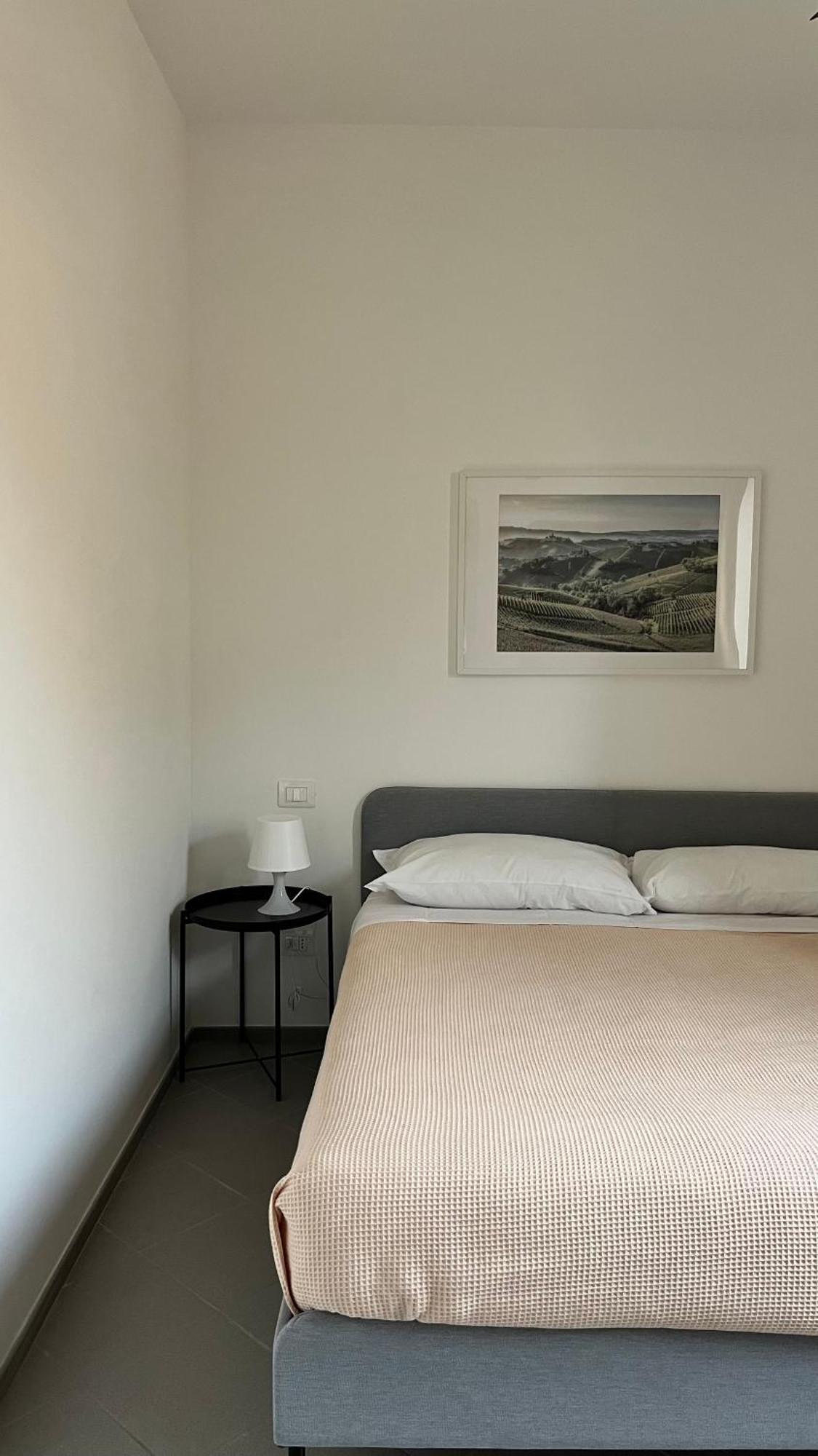 San Martino Holiday Apartments Ницца-Монферрато Экстерьер фото